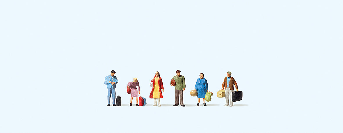 Preiser Passengers Waiting (6) Figure Set PR88518 - Figures & Animals