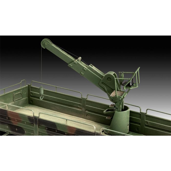 Revell German Man 10T Milgl 8X8 Truck (1:35 Scale) RL03367