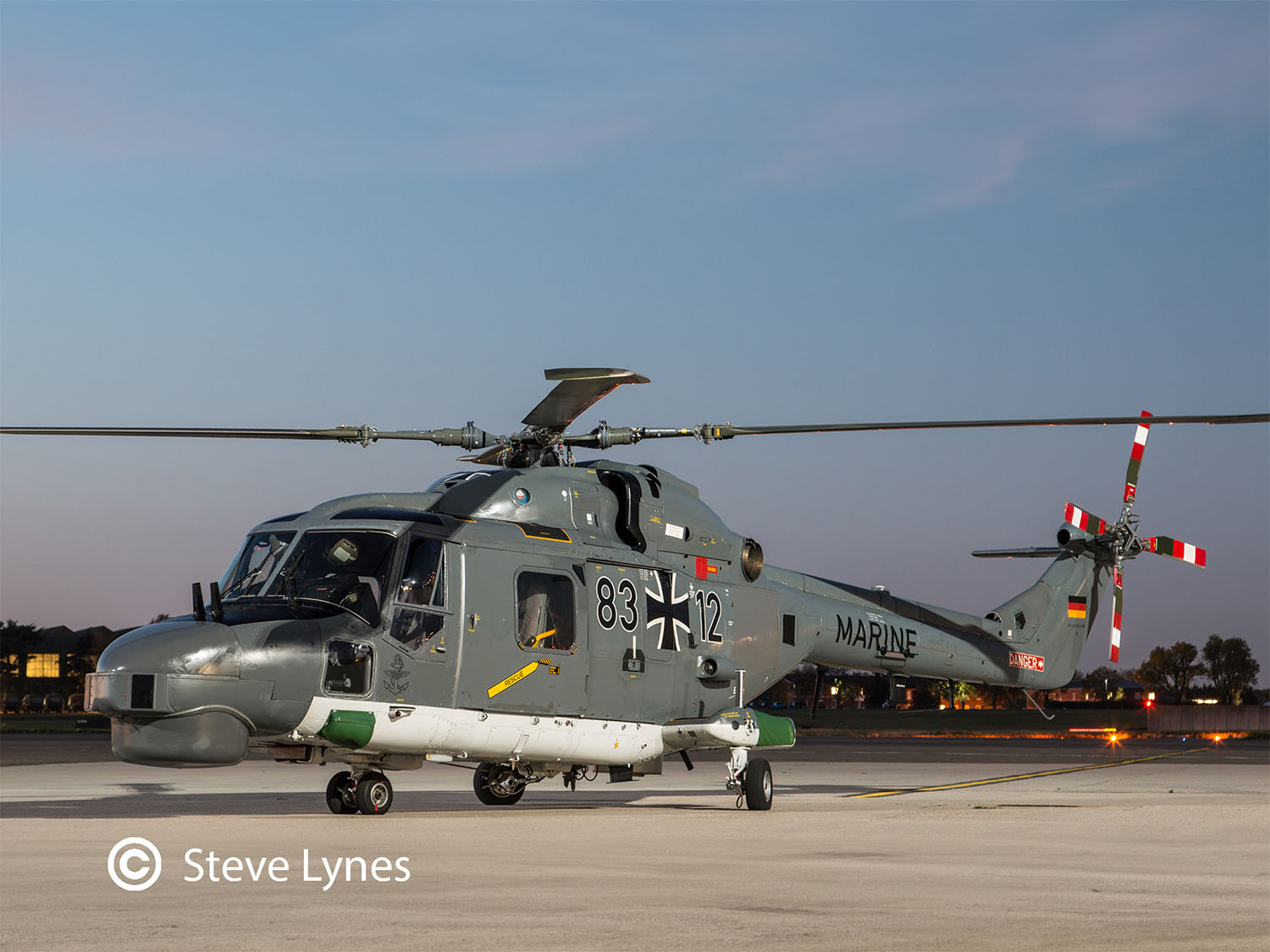 Revell British Westland Lynx (1:72 Scale) RL03805 - Aircraft Kits