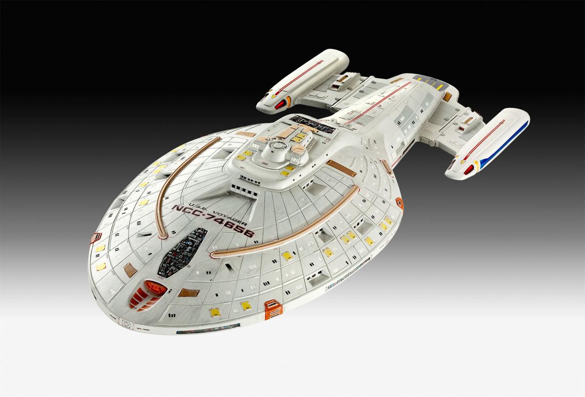 Revell Star Trek Voyager USS Voyager (1:670 Scale) RL04992