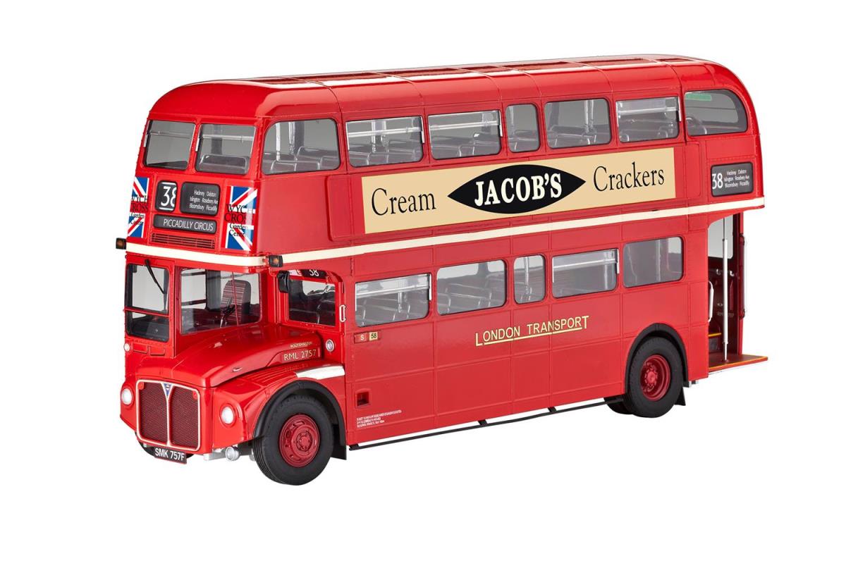 Revell London Bus Platinum Edition Kit (1:24 Scale) RL07720