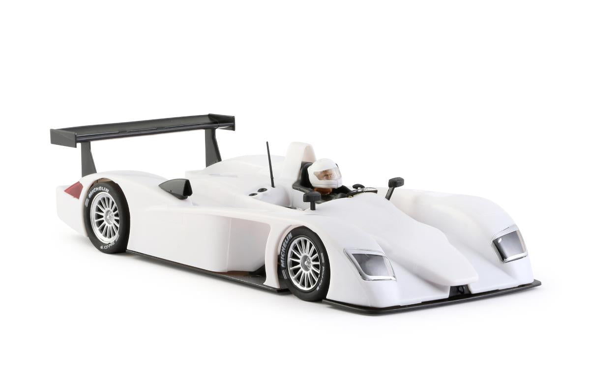 Slot It Audi R8 LMP (2000) White Kit w/Pre Assembled Painted Parts SICA33Z1