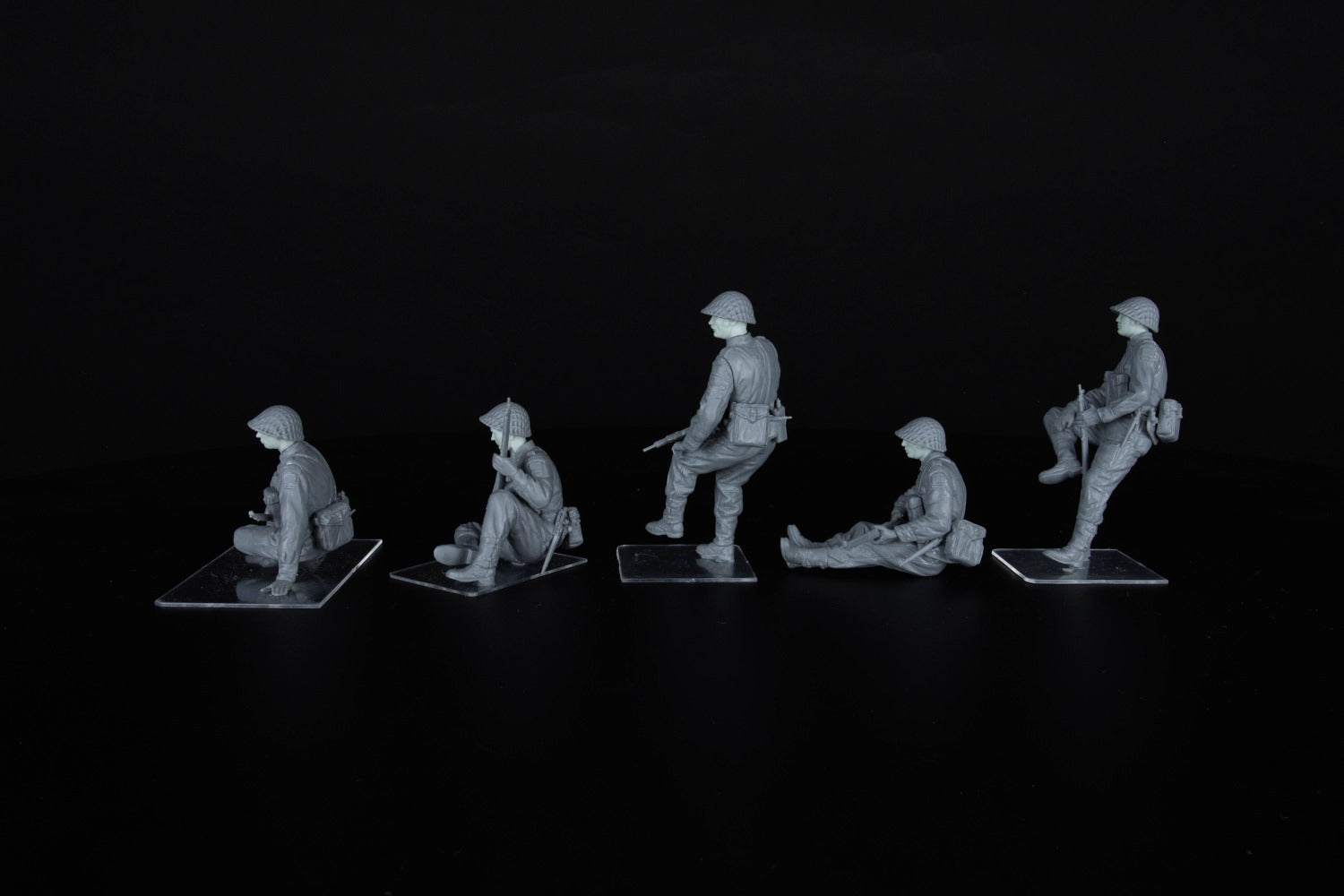 Miniart 1:35 - British Tank Riders NW Europe w/Resin Heads