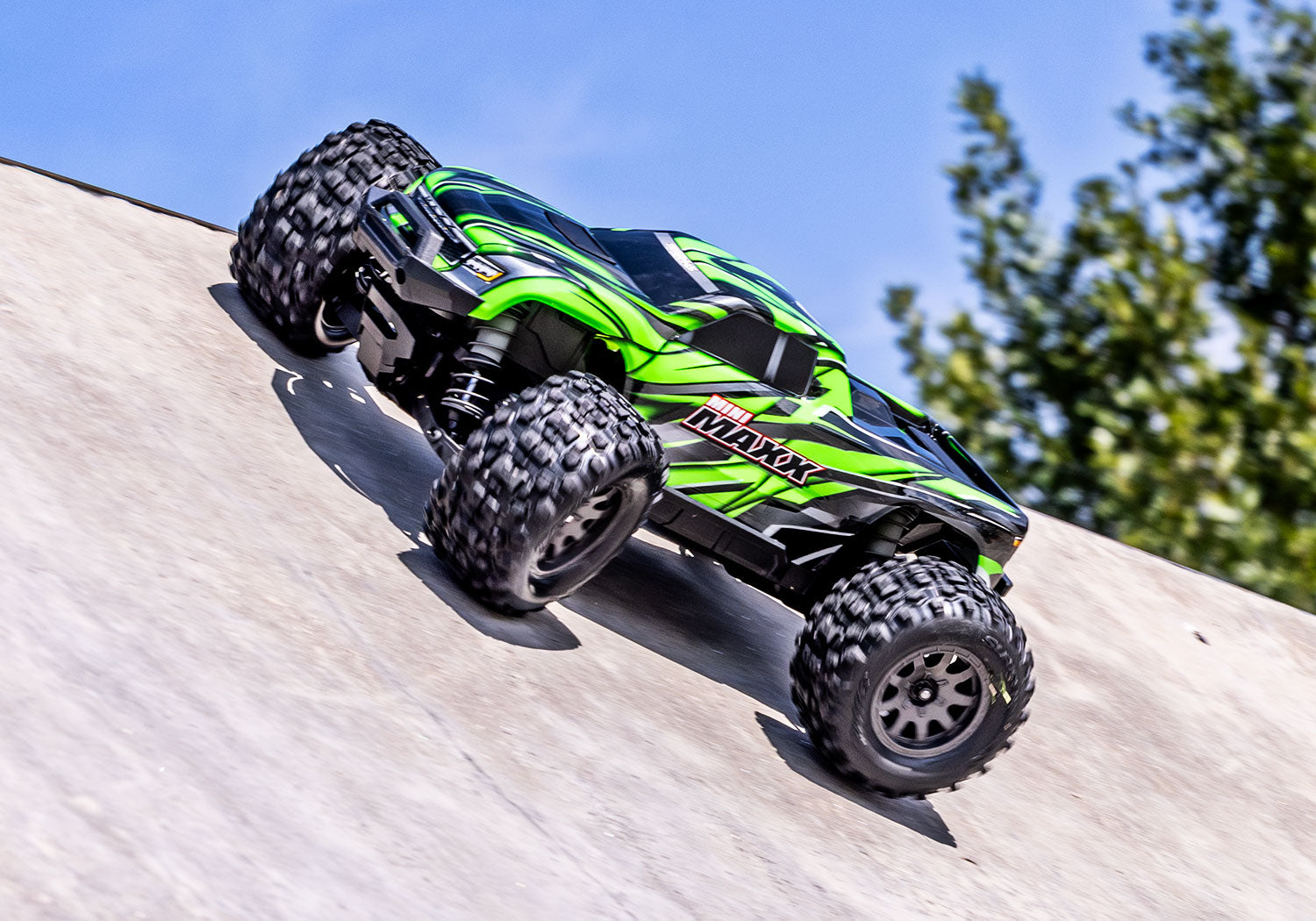 Traxxas Mini Maxx BL-2S 4WD RTR Monster Truck, Green