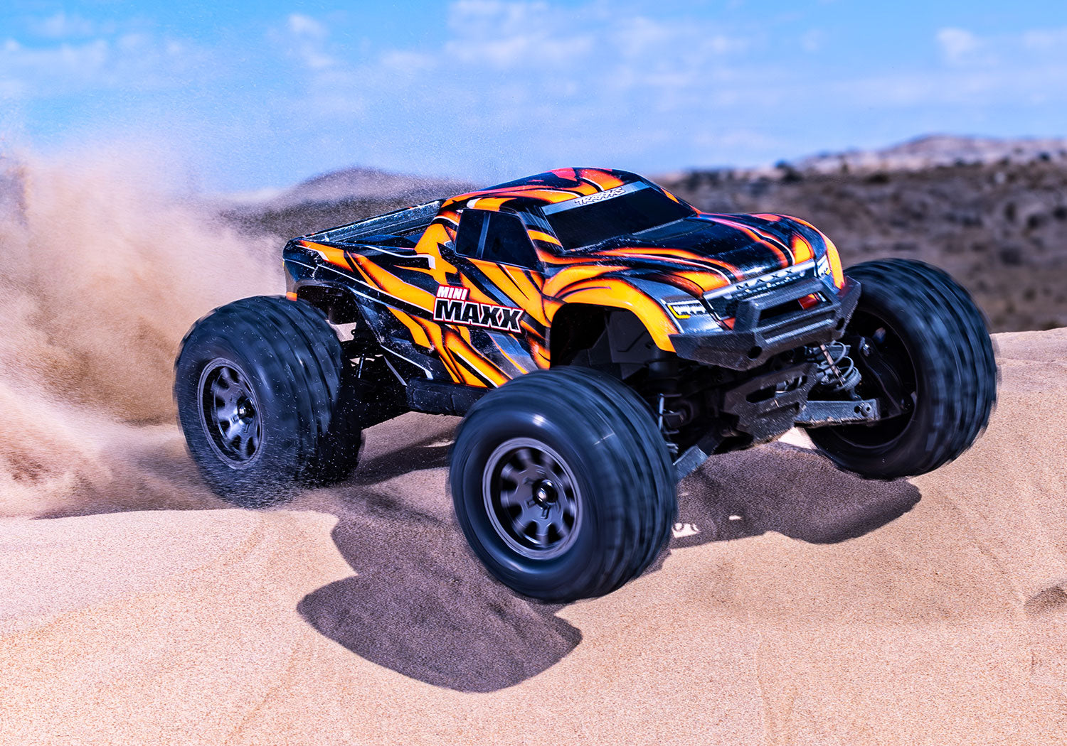 Traxxas Mini Maxx BL-2S 4WD RTR Monster Truck, Orange