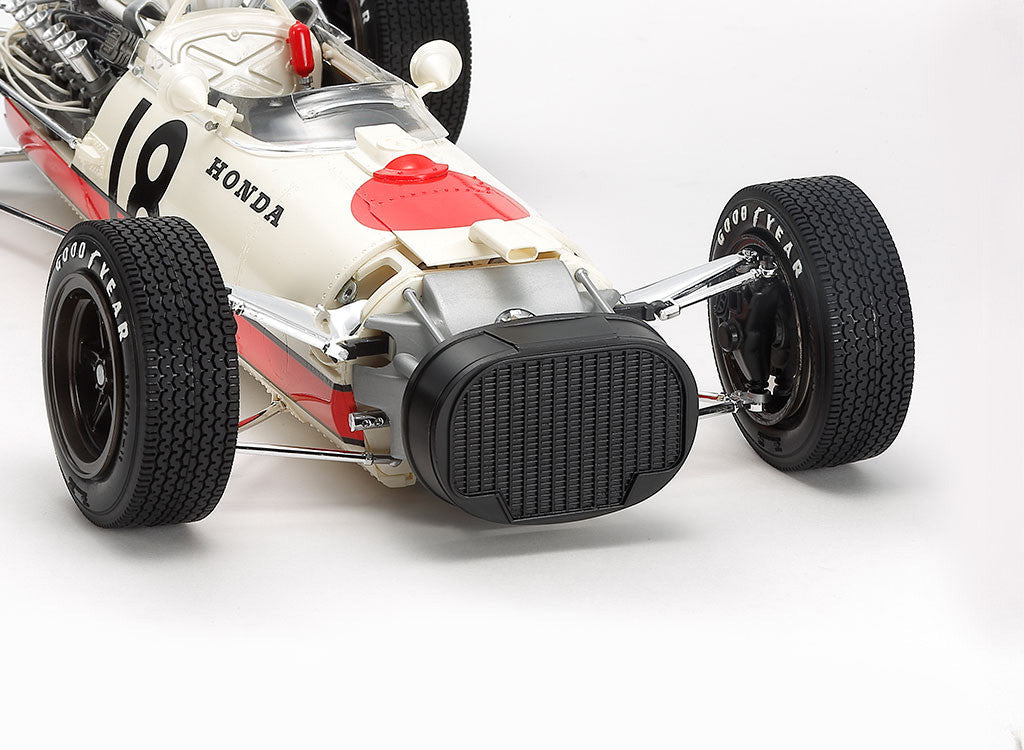 Tamiya 12032 Honda RA273 1967 F1 Car with Photo-Etched Parts 1:12 Model Kit