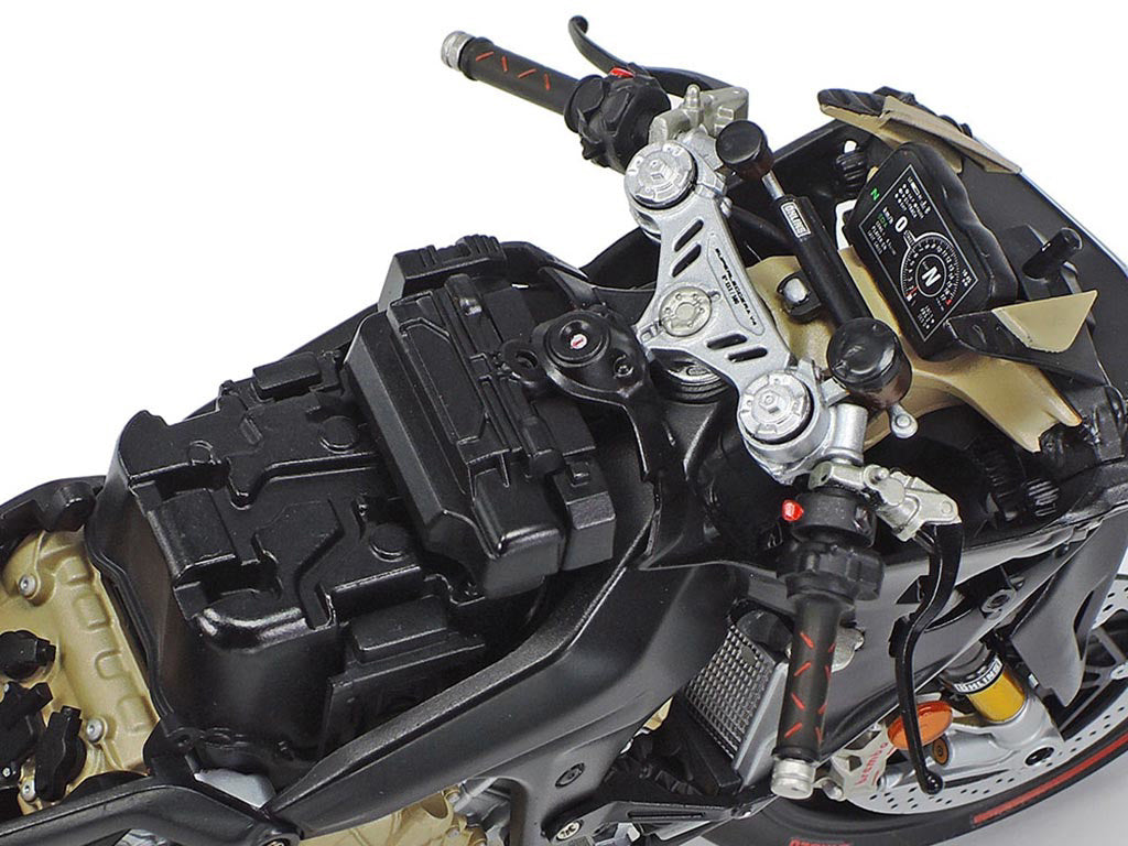 Tamiya Ducati Superleggera V4 14140