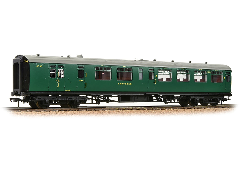 Branchline SR Bulleid Brake Third Semi-Open 10'' Vents SR Malachite Green 34-725A