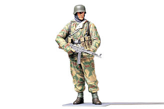 1/16 WWII GERMAN INFANTRYMAN