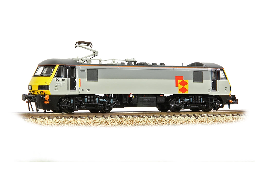 Graham Farish Class 90/1 90139 BR Railfreight Distribution Sector 371-781A