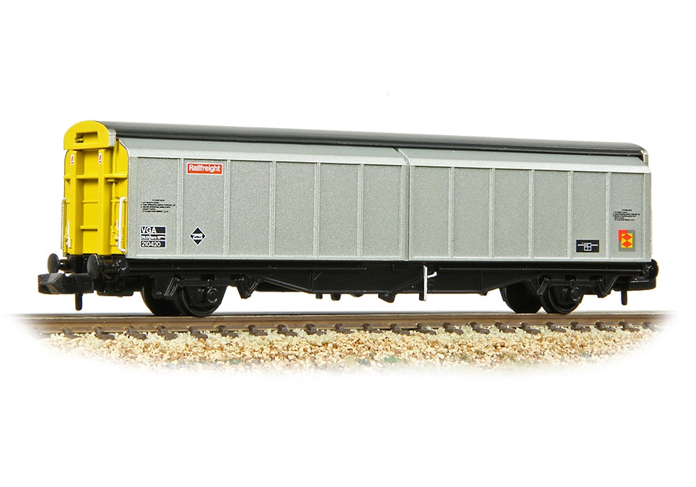 Graham Farish BR VGA Van BR Railfreight Distribution Sector 373-602E