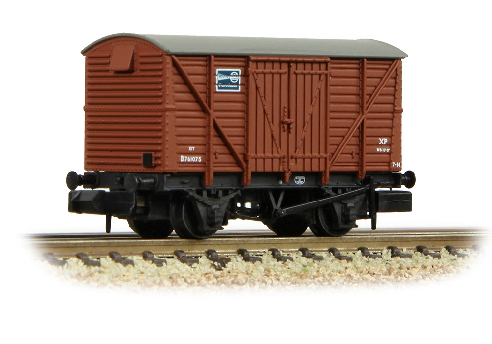 Graham Farish BR 12t Vent. Van Planked Sides BR Bauxite (Early) 'Ici Fertilizer' 373-705A