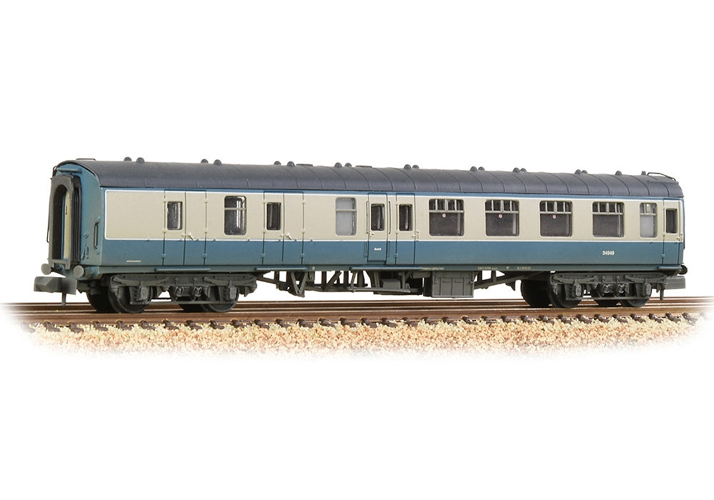 Graham Farish BR MK1 BSK Brake Second Corridor BR Blue & Grey [W] 374-188D