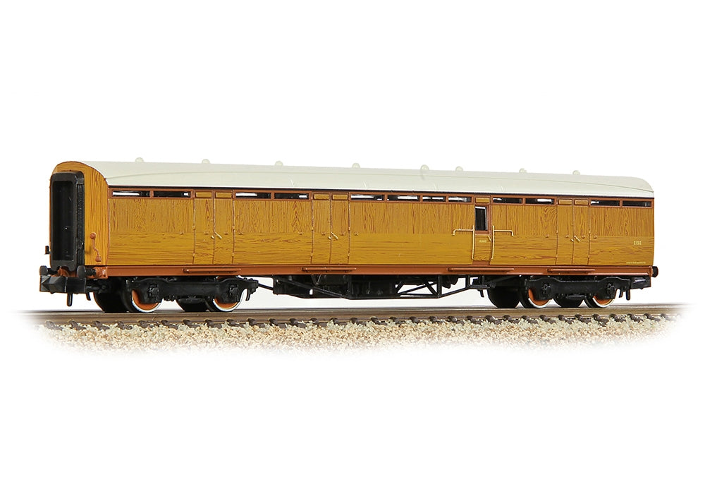 Graham Farish LNER Thompson Full Brake LNER Teak Effect 374-860