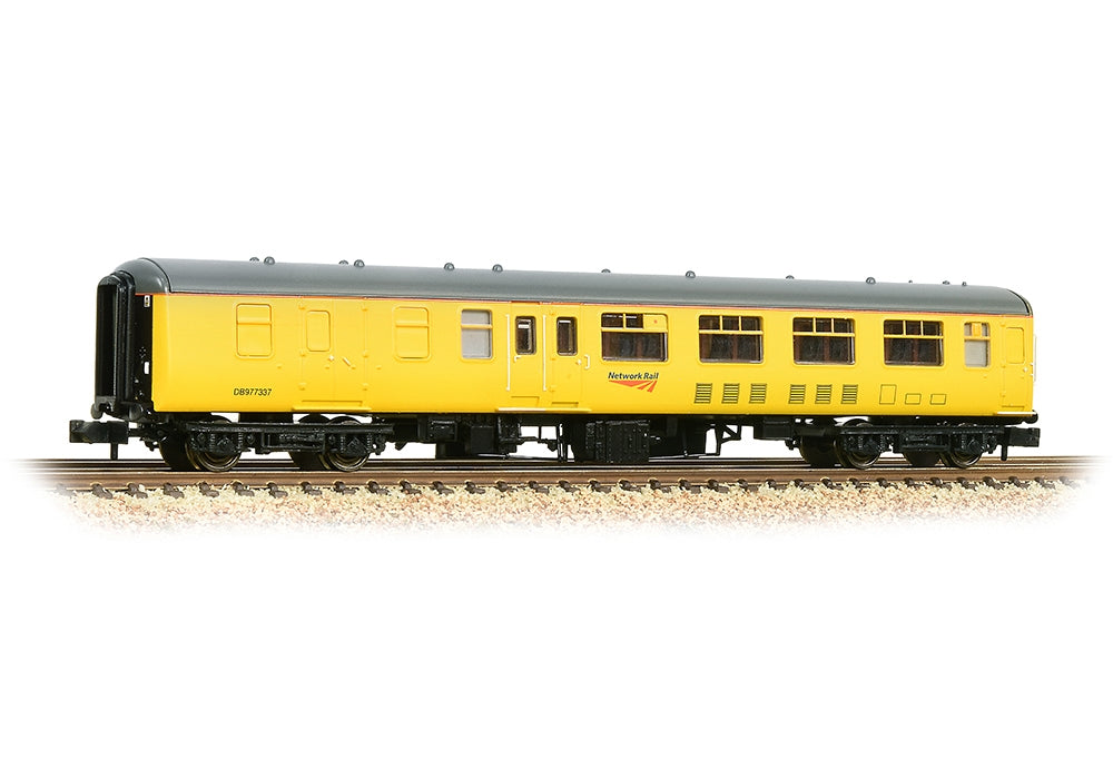 Graham Farish BR Mk2a BSO Brake Second Open Network Rail Yellow 374-683