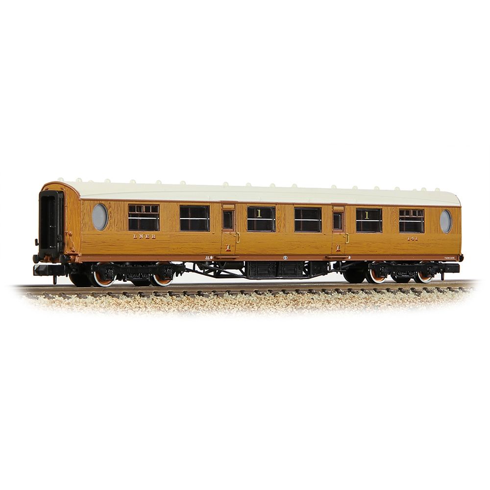 Graham Farish LNER Thompson First Corridor LNER Teak Effect 376-200B