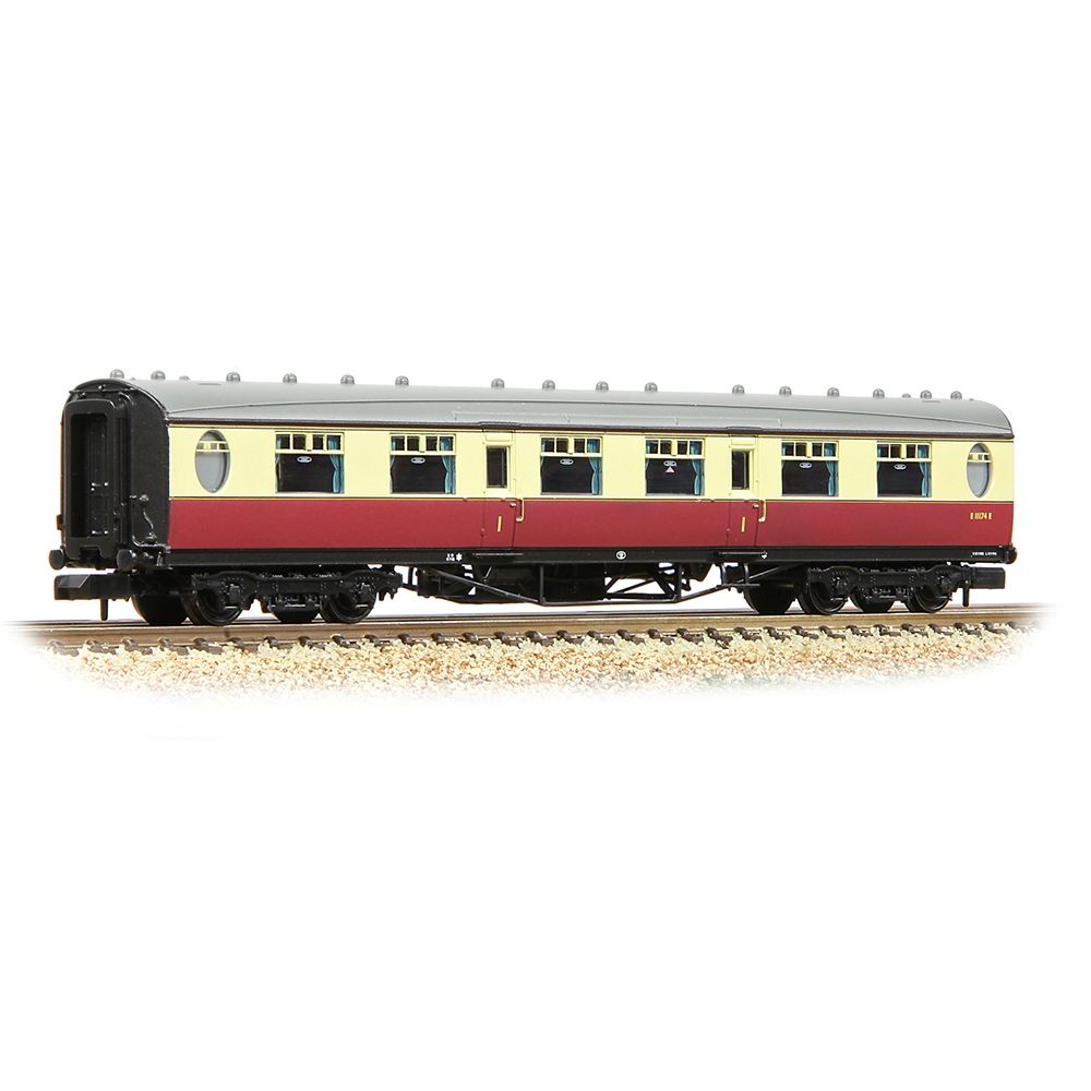 Graham Farish LNER Thompson First Corridor BR Crimson & Cream 376-201A