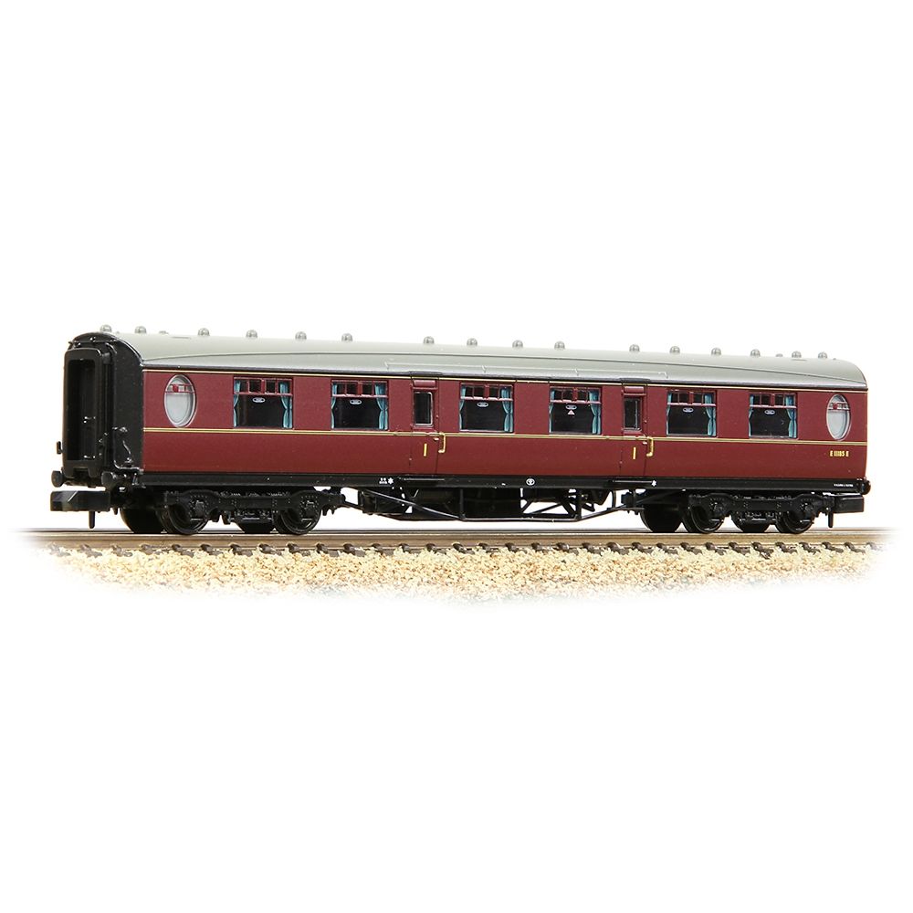 Graham Farish LNER Thompson First Corridor BR Maroon 376-202A