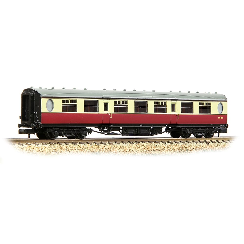 Graham Farish LNER Thompson Third Corridor BR Crimson & Cream 376-251A
