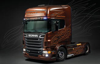 SCANIA R BLACK AMBER