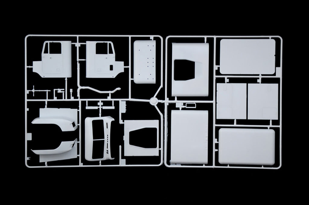Italeri Freightliner Fld 120 Special 3925