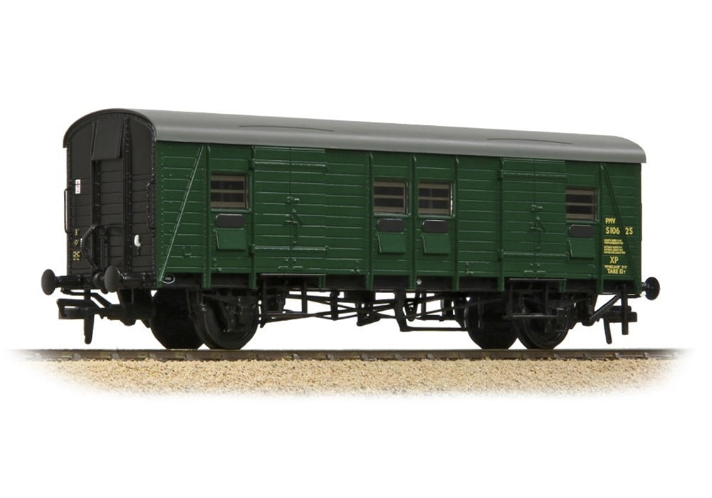 Branchline SR PMV Parcels & Miscellaneous Van BR Green 39-527B