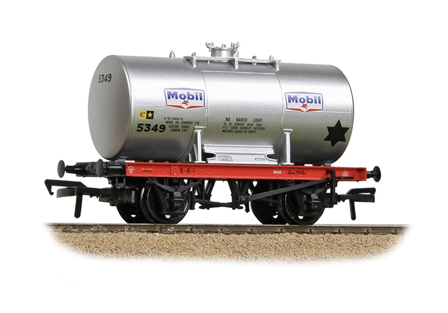 Branchline 20t Anchor-Mounted Tank Wagon 'Mobil' Silver 38-782
