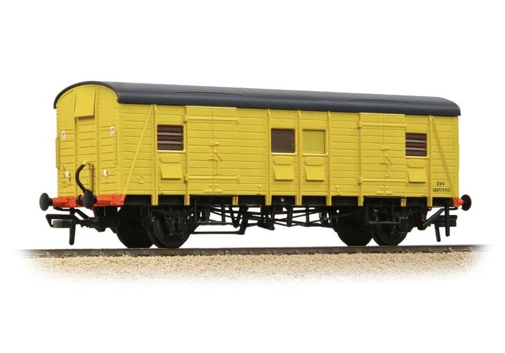 Branchline SR Qvv (Ex-PMV) Staff Tool Van BR Departmental Yellow 39-533