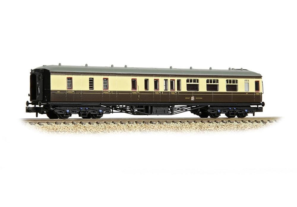 Graham Farish GWR Hawksworth Brake Third Corridor GWR Chocolate & Cream 374-511A