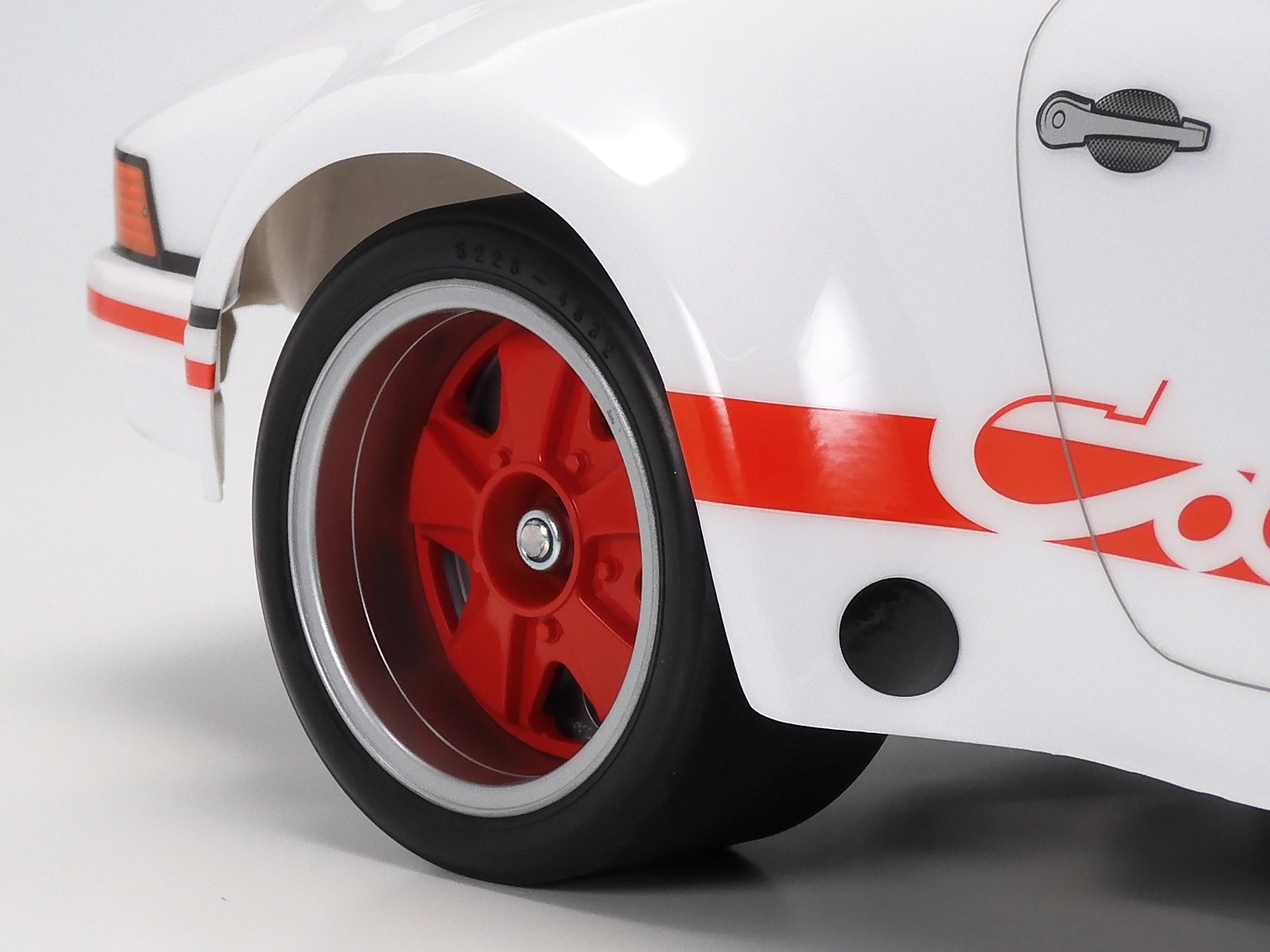 Tamiya 58740 Porsche 911 Carrera RSR 2.8 (BT-01) 1:10 RC Assembly Kit