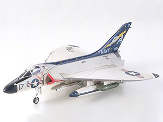 1/72 DOUGLAS F4D-1 SKYRAY