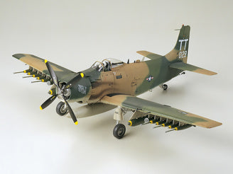 DOUGLAS A-1J SKYRAIDER USAF