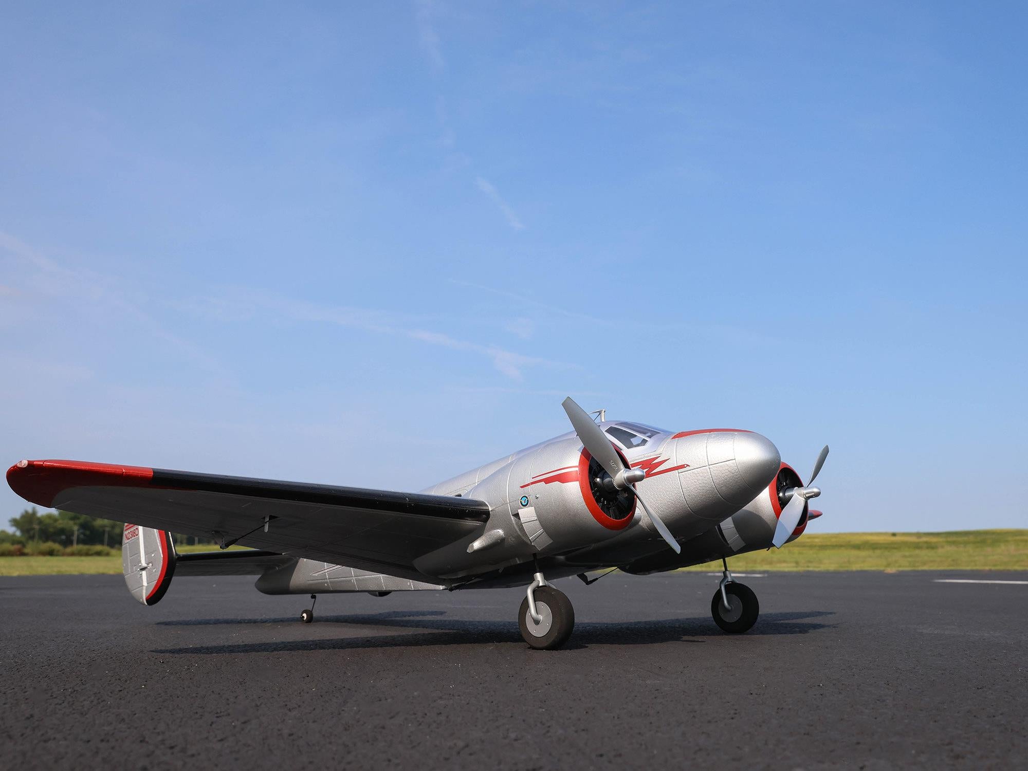 Beechcraft D18 1.5m BNF Basic