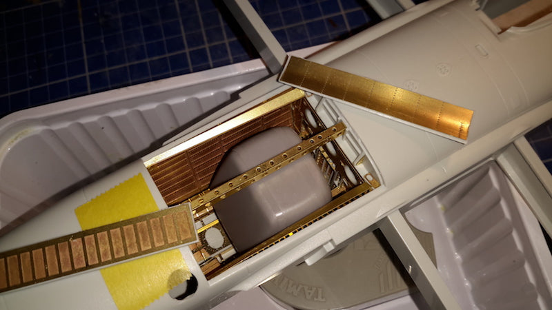 Junkers Ju-88 additional fuel tank field conversion to the rear bomb bay as used on many Ju-88's (designed to be used with Monogram and Revell kits) Rustsatz B2 fuel bay