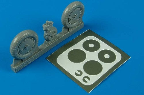 Messerschmitt Bf-109G wheels with paint mask (designed to be used with Hasegawa kits)