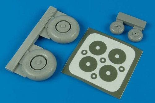 Junkers Ju-87G 'Stuka' wheels and paint mask (designed to be used with Hasegawa kits)