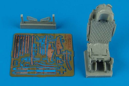 KM-1 for the Mikoyan MiG-21 x 1 with etched parts (designed to be used with Revell and Trumpeter kits) [MiG-21F-13 MiG-21UM MiG-21MF MiG-21M MiG-21PF]