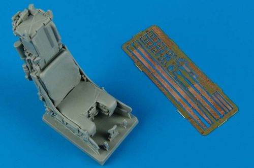 SJU-17 ejection seat for Boeing F/A-18E Super Hornet. (designed to be used with Trumpeter kits)