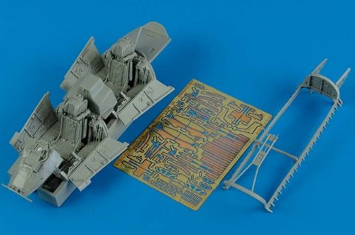 Sukhoi Su-27UB Flanker C cockpit set (designed to be used with Trumpeter kits)