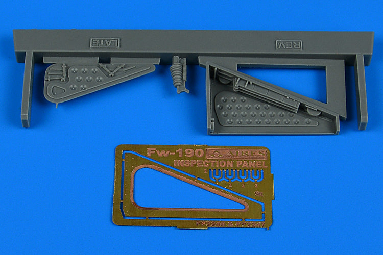 Focke-Wulf Fw-190F-8 inspection panel - late (designed to be used with Revell kits)