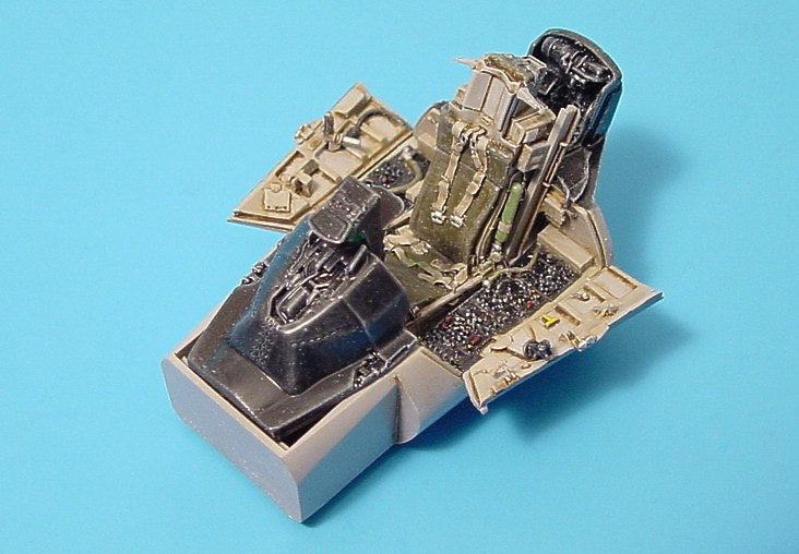 Lockheed-Martin F-16C Fighting Falcon cockpit set (designed to be used with Hasegawa kits)