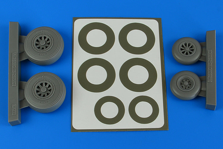 Douglas A-26B/C (B-26B/C) Invader wheels & paint masks late style (designed to be used with ICM UA UK and Revell kits)