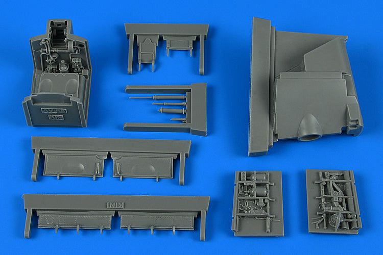 BAe Harrier McDonnell-Douglas AV-8A wheel bay (designed to be used with Kinetic Model Kits)