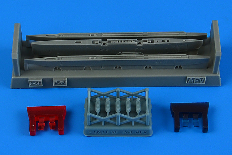 Northrop F-5F/F-5N Tiger pylons & missile launchers (designed to be used with AFV Club kits)