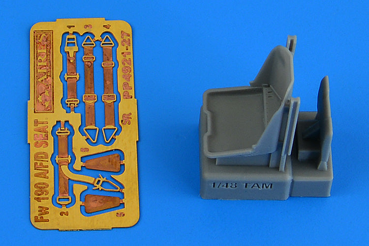 Focke-Wulf Fw-190A/F/D seat (designed to be used with Tamiya kits)