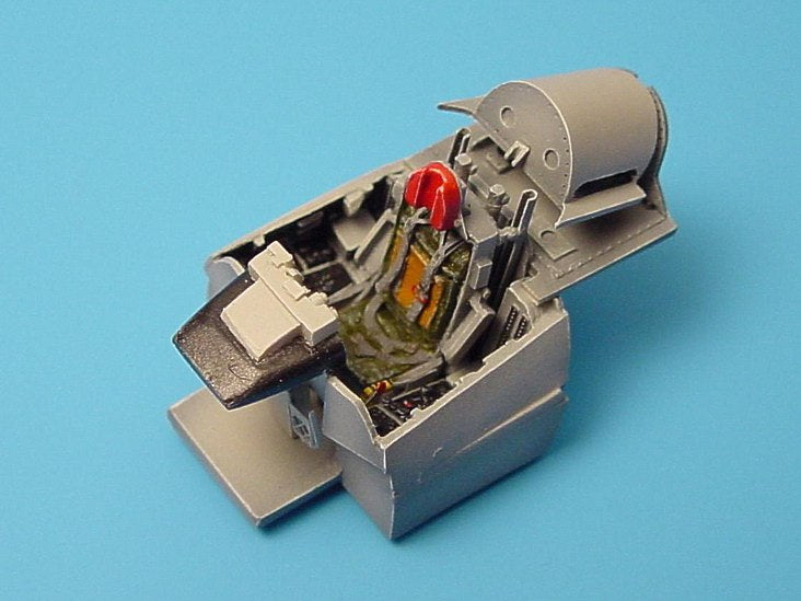North-American F-100D Super Sabre cockpit (designed to be used with Italeri kits)