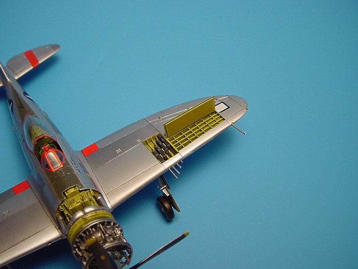 Republic P-47D Thunderbolt gun bay (designed to be used with Academy kits)