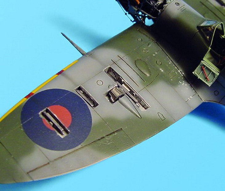 Re-released! Supermarine Spitfire Mk.VB gun bay (designed to be used with Tamiya kits)