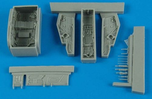 North-American F-100C/D Super Sabre wheel bay (designed to be used with Trumpeter kits)