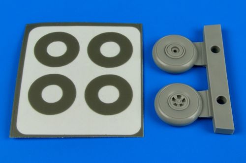 Hawker Typhoon Mk.IB wheels & paint mask (designed to be used with Academy, Airfix, Brengun, Hasegawa, Hobby Boss, Italeri, Pavla and Revell)
